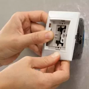 instalación de enchufe